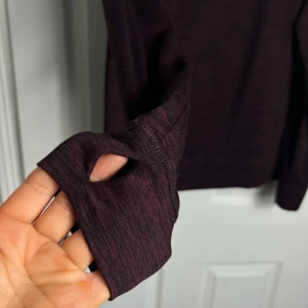 Crane Hooded Pullover - Picture 7 of 9